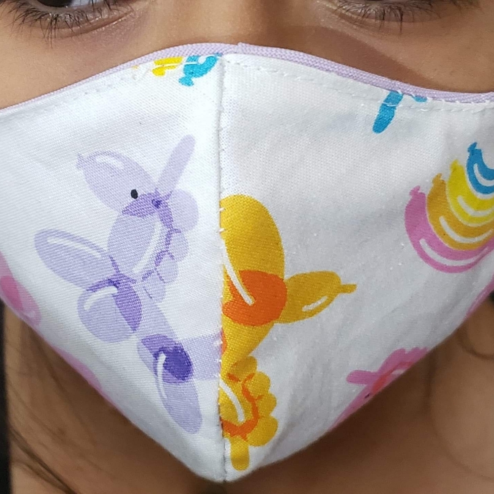 Balloons face mask